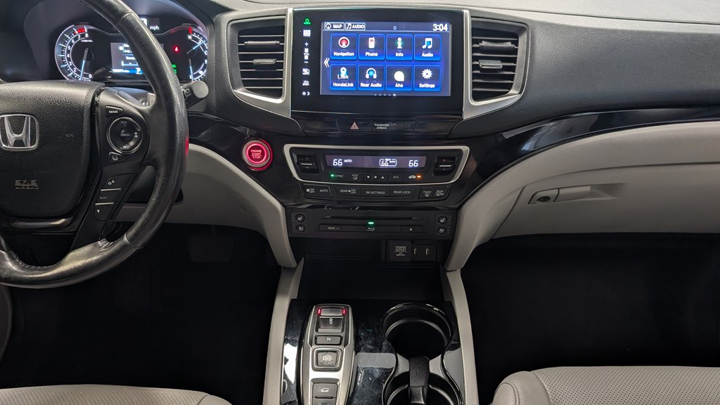 Photo 15 of this HONDA PILOT
