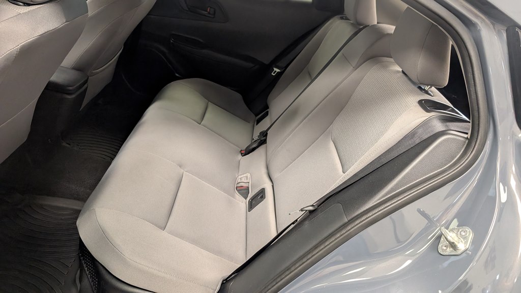 Photo 21 of this TOYOTA PRIUS