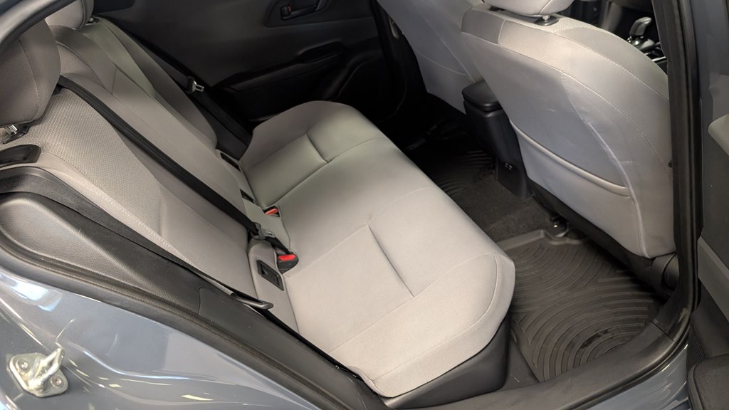 Photo 22 of this TOYOTA PRIUS
