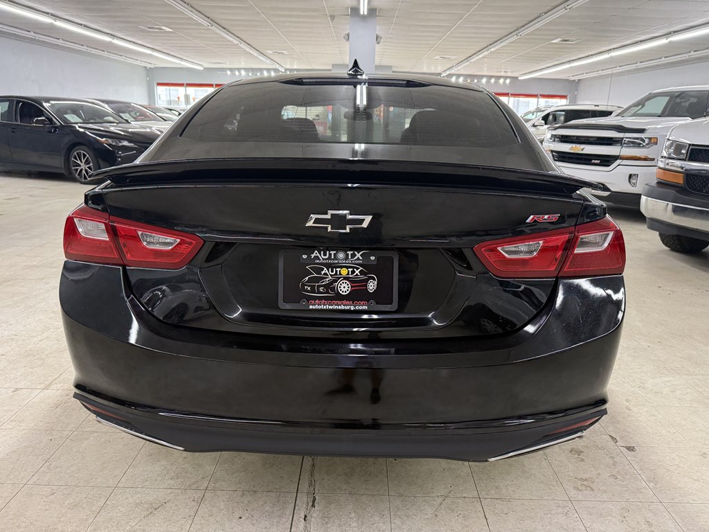 Photo 7 of this CHEVROLET MALIBU