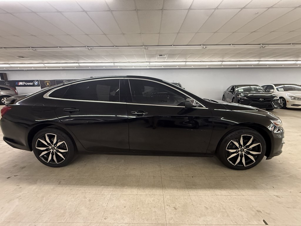 Photo 9 of this CHEVROLET MALIBU