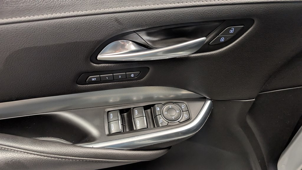 Photo 25 of this CADILLAC XT4