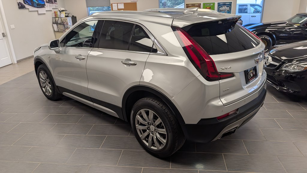 Photo 4 of this CADILLAC XT4