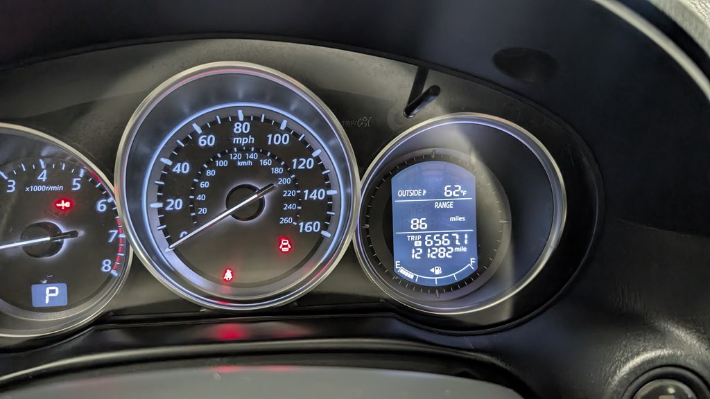 Photo 10 of this MAZDA CX-5