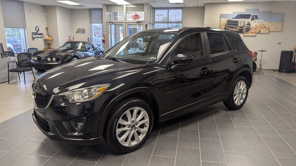 Photo 2 of this MAZDA CX-5