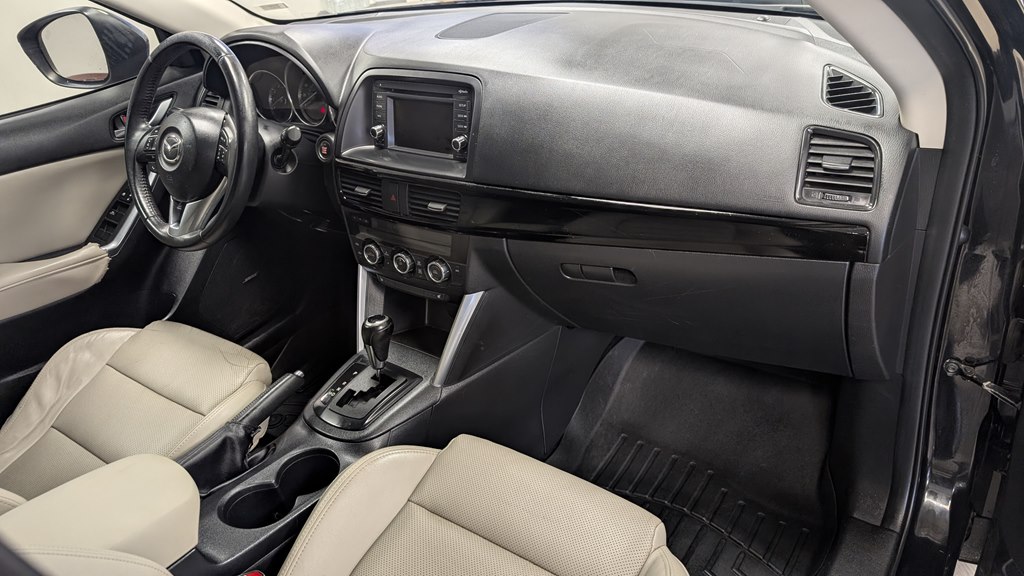 Photo 18 of this MAZDA CX-5