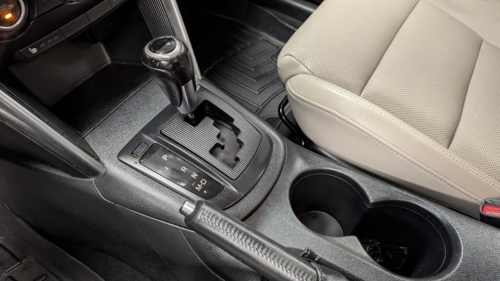 Photo 15 of this MAZDA CX-5
