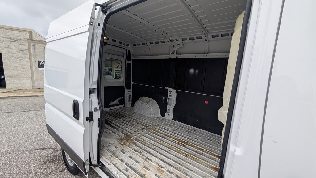 Photo 21 of this RAM PROMASTER