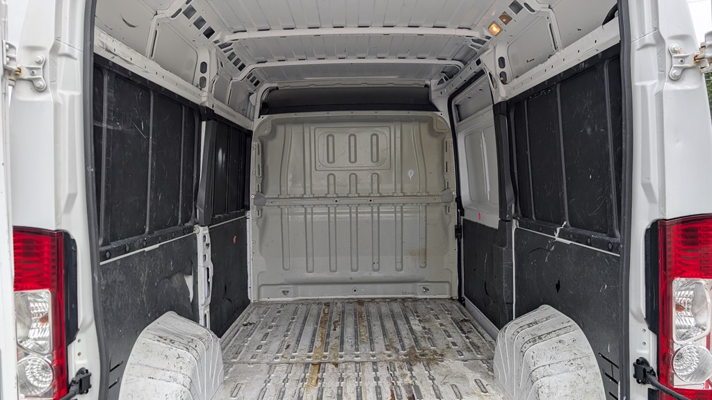 Photo 22 of this RAM PROMASTER