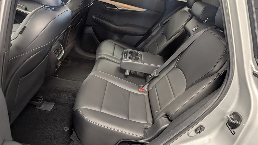 Photo 21 of this INFINITI QX50