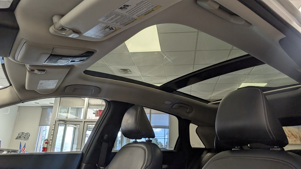 Photo 16 of this INFINITI QX50