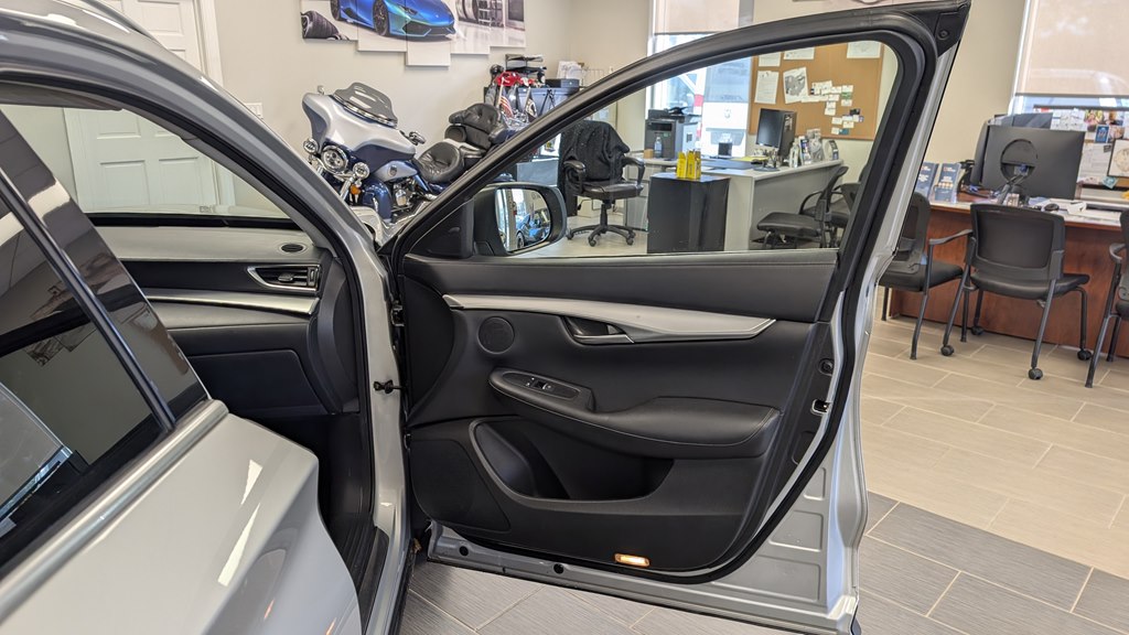 Photo 24 of this INFINITI QX50