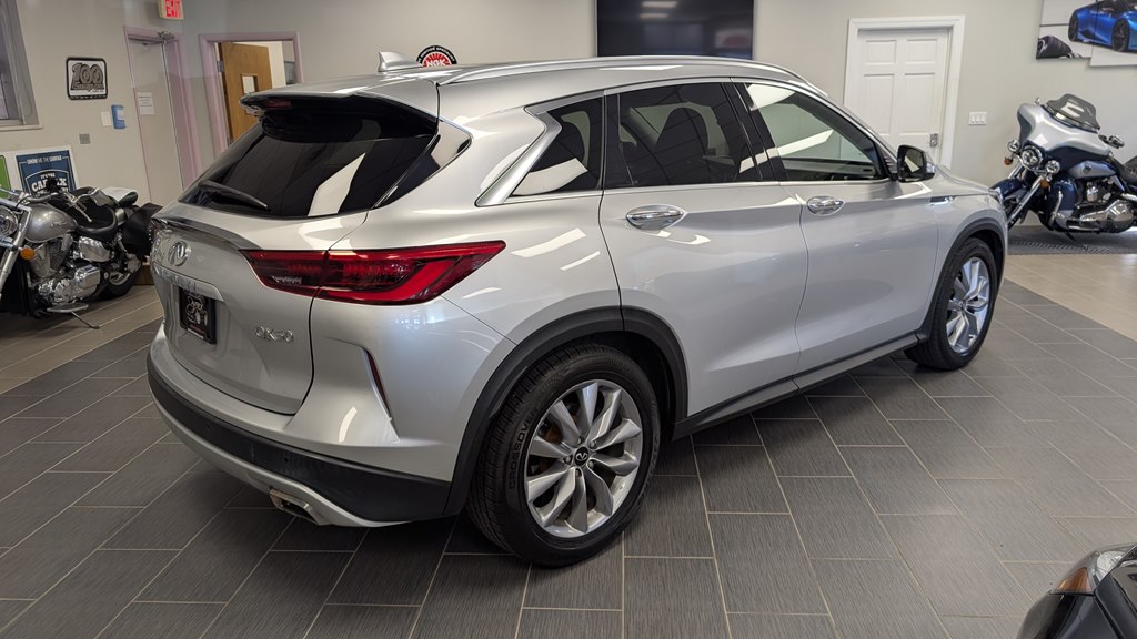Photo 4 of this INFINITI QX50