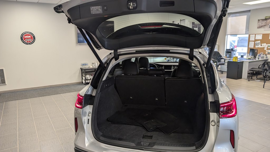 Photo 28 of this INFINITI QX50