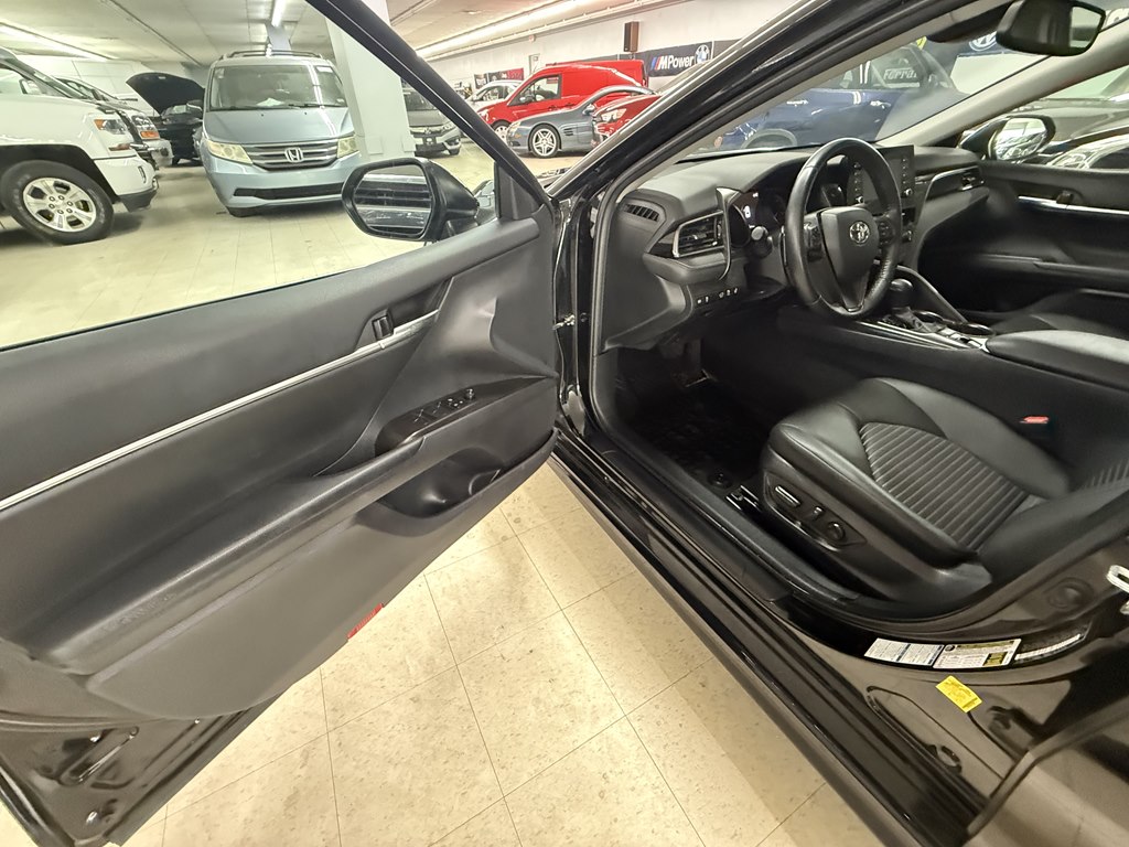 Photo 18 of this TOYOTA CAMRY