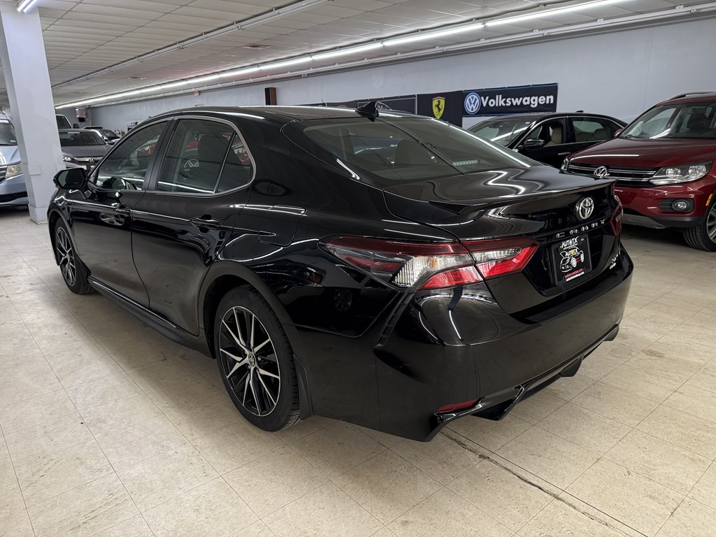 Photo 4 of this TOYOTA CAMRY