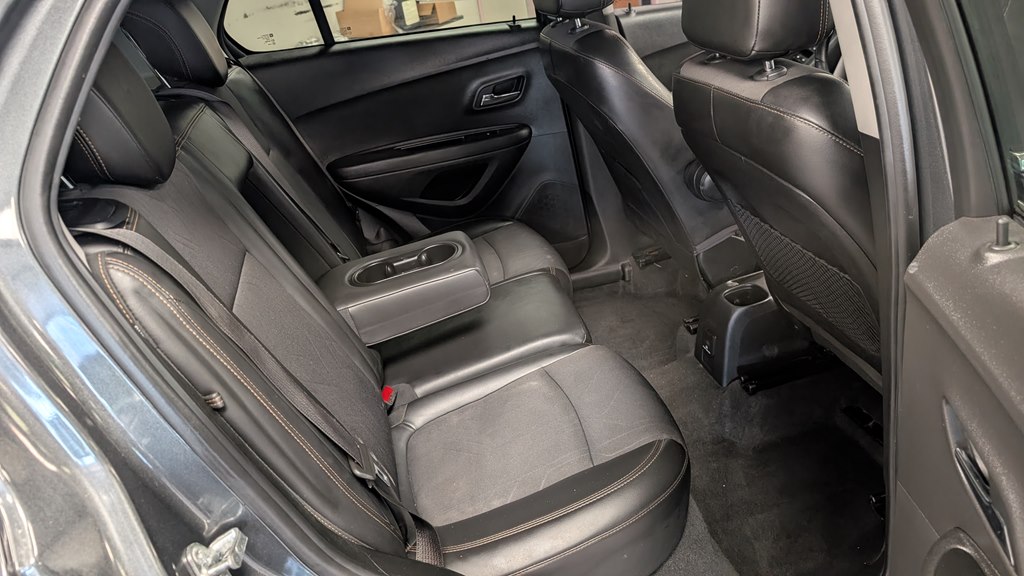 Photo 20 of this CHEVROLET TRAX