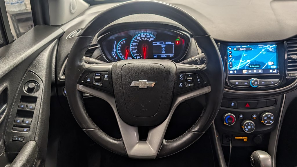 Photo 11 of this CHEVROLET TRAX