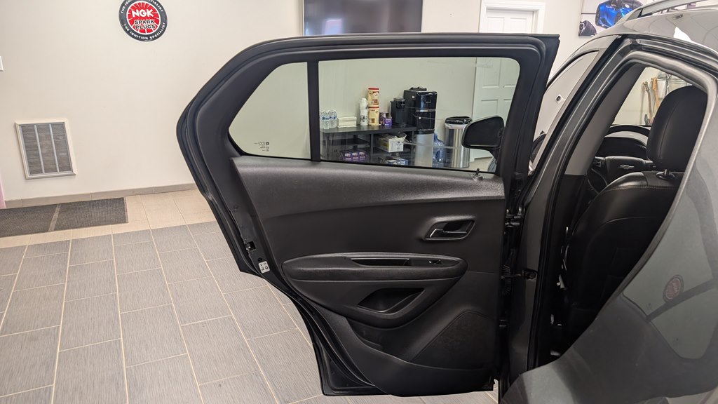 Photo 24 of this CHEVROLET TRAX