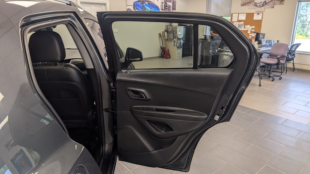 Photo 25 of this CHEVROLET TRAX