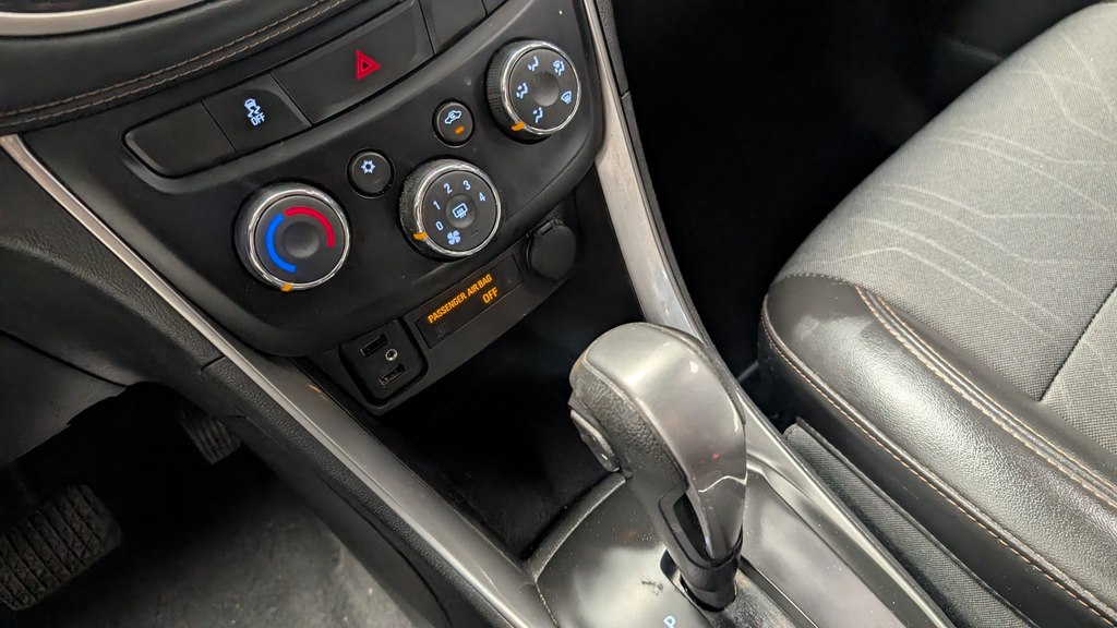 Photo 15 of this CHEVROLET TRAX