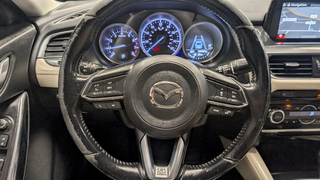 Photo 11 of this MAZDA MAZDA6