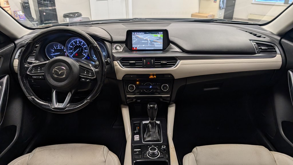 Photo 9 of this MAZDA MAZDA6