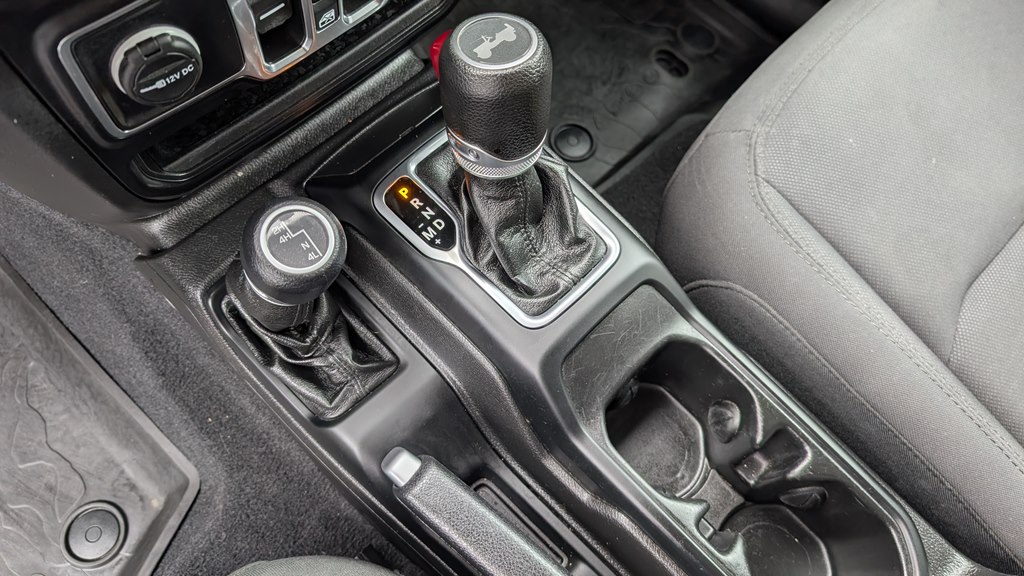 Photo 16 of this JEEP WRANGLER UNLIMI