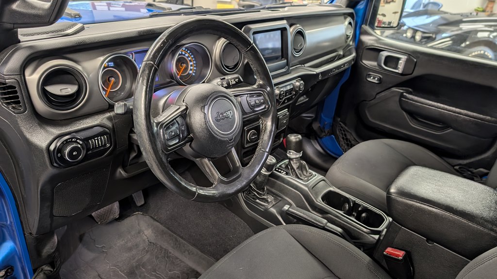 Photo 17 of this JEEP WRANGLER UNLIMI