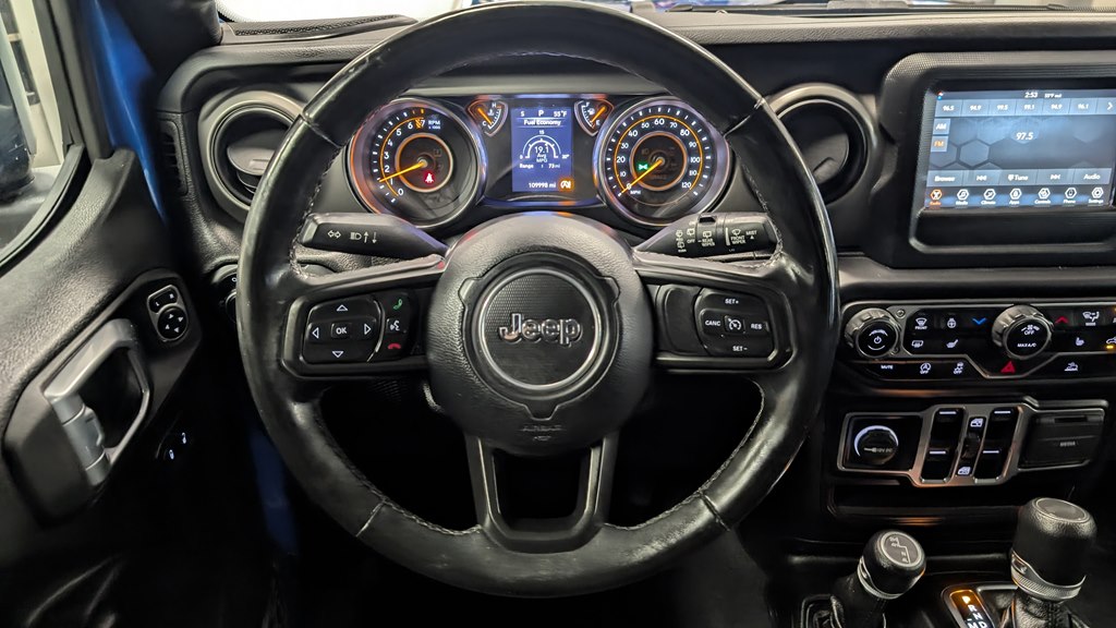 Photo 12 of this JEEP WRANGLER UNLIMI