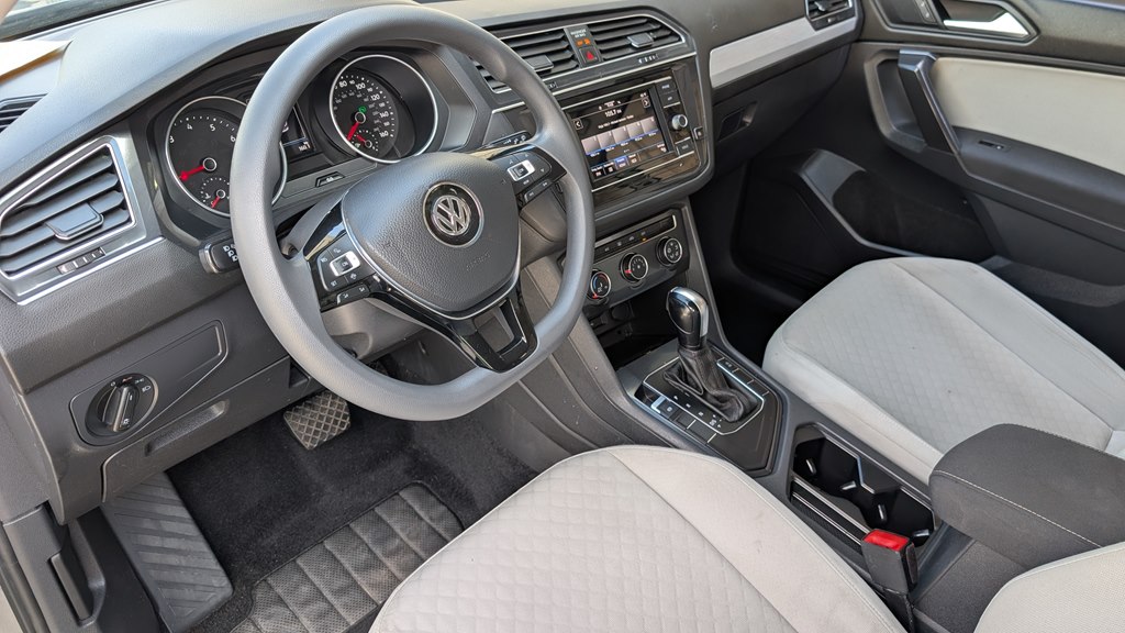 Photo 15 of this VOLKSWAGEN TIGUAN