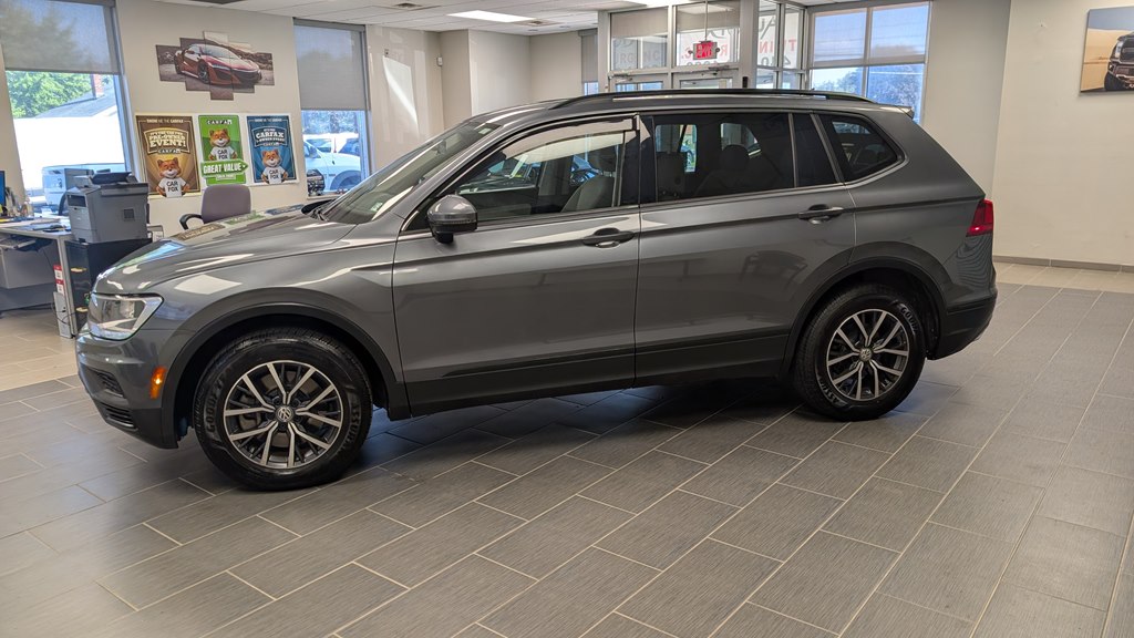 Photo 7 of this VOLKSWAGEN TIGUAN