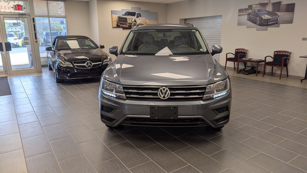 Photo 6 of this VOLKSWAGEN TIGUAN