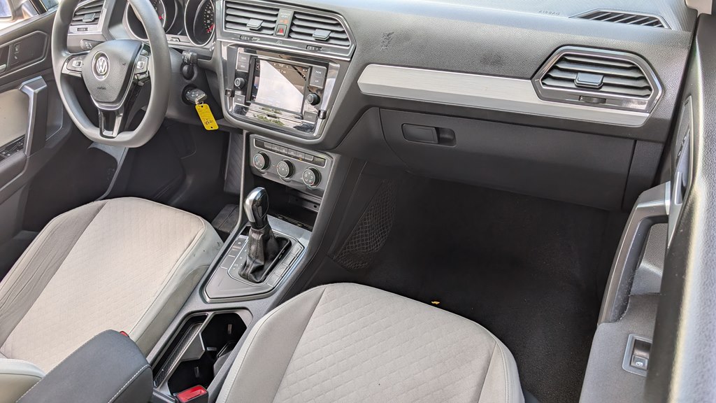 Photo 16 of this VOLKSWAGEN TIGUAN