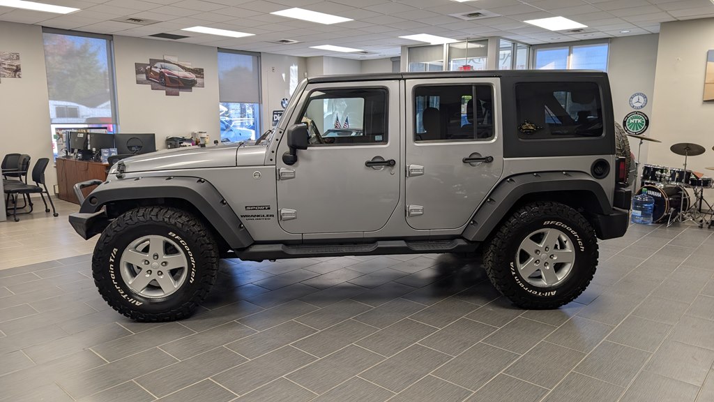 Photo 7 of this JEEP WRANGLER UNLIMI