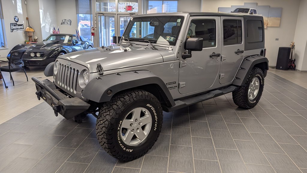 Photo 2 of this JEEP WRANGLER UNLIMI