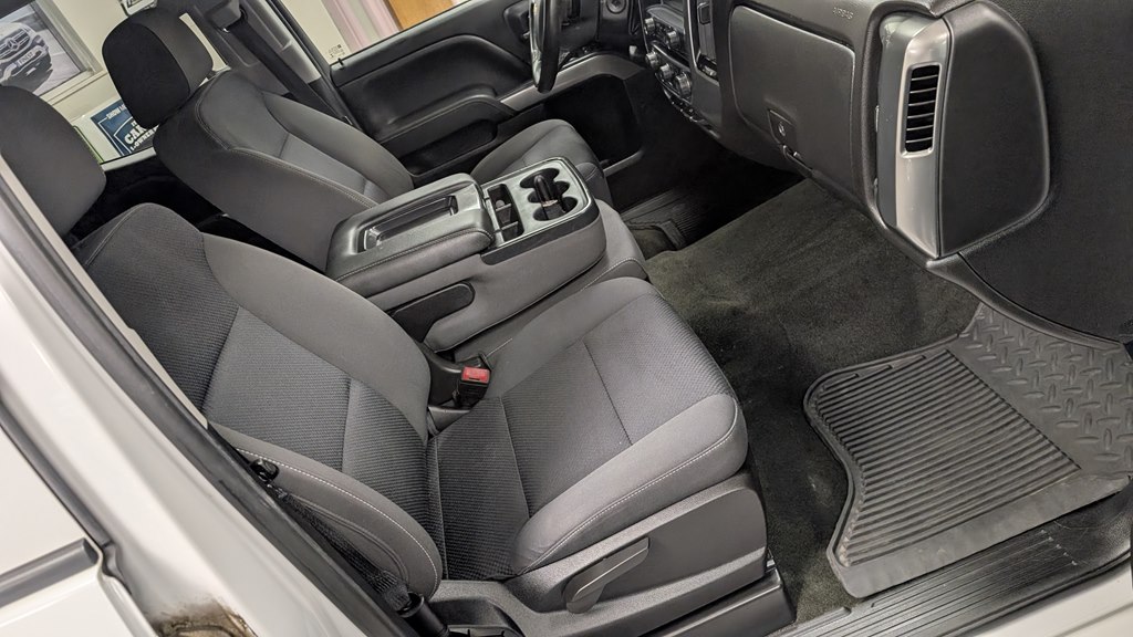 Photo 18 of this CHEVROLET SILVERADO 1500