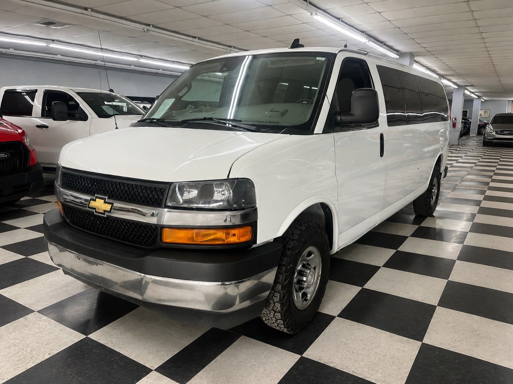 2022 CHEVROLET EXPRESS