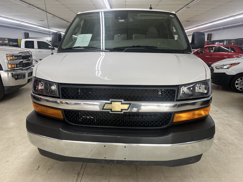 Photo 5 of this CHEVROLET EXPRESS
