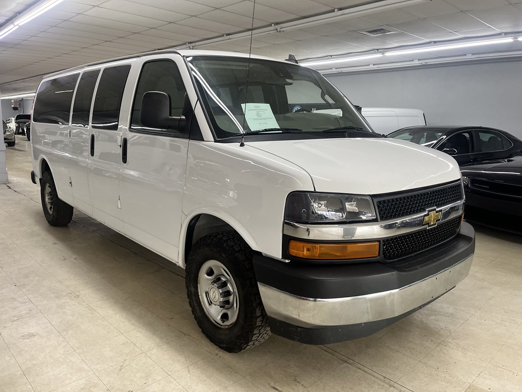 Photo 2 of this CHEVROLET EXPRESS