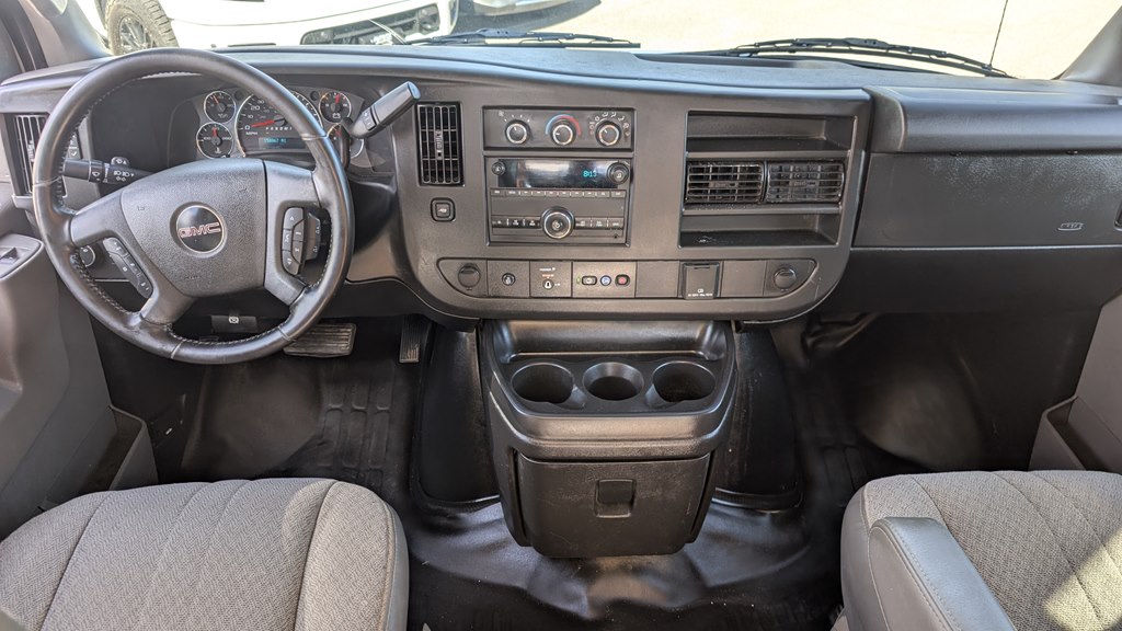 Photo 13 of this GMC SAVANA