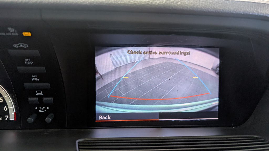 Photo 13 of this MERCEDES-BENZ S-CLASS
