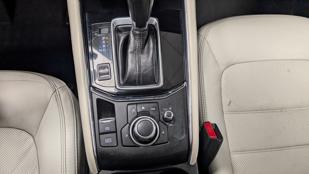 Photo 15 of this MAZDA CX-5