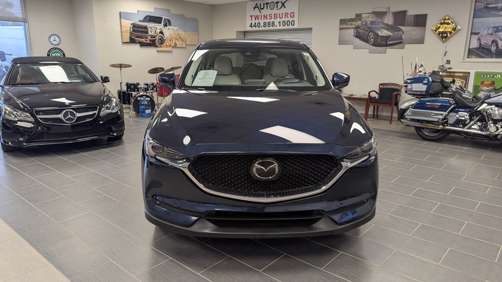 Photo 6 of this MAZDA CX-5