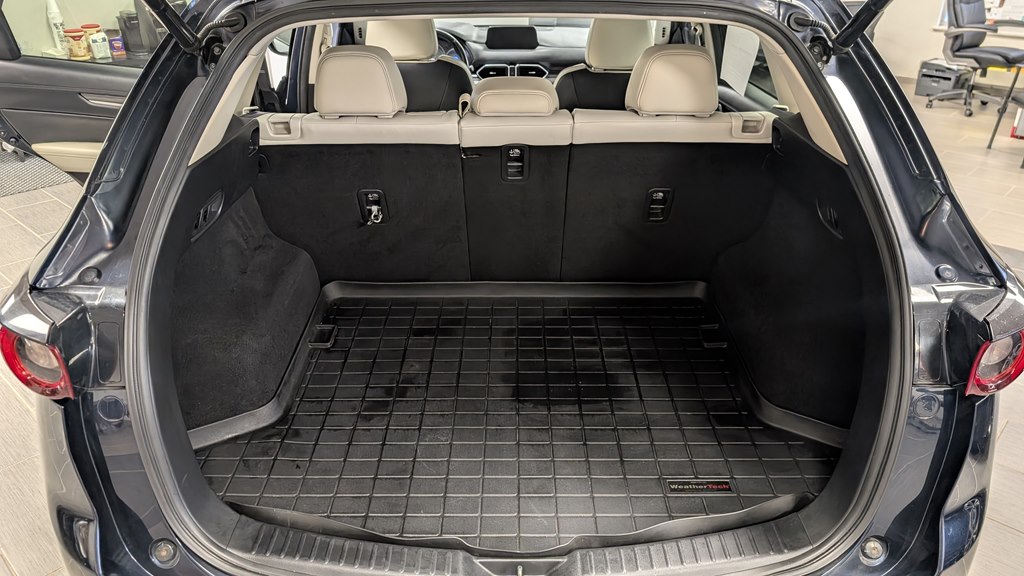 Photo 28 of this MAZDA CX-5