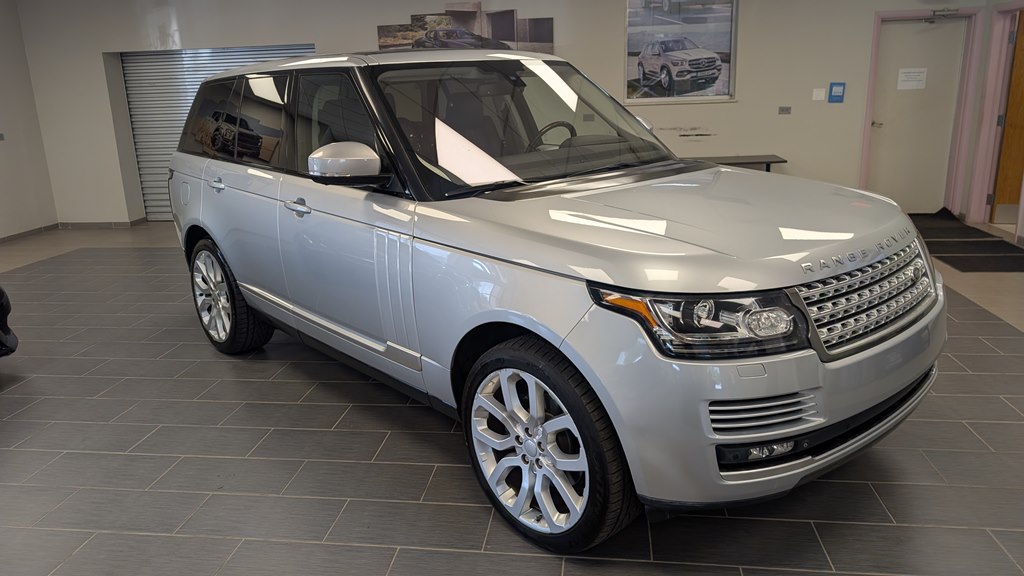 Photo 2 of this LAND ROVER RANGE ROVER