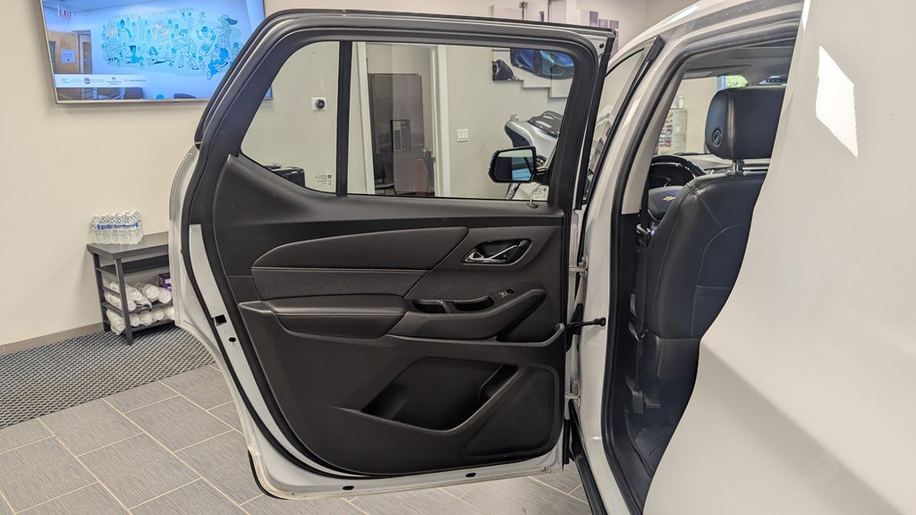 Photo 28 of this CHEVROLET TRAVERSE