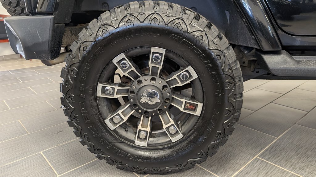 Photo 26 of this JEEP WRANGLER UNLIMI