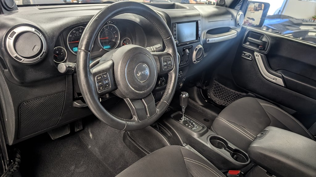 Photo 15 of this JEEP WRANGLER UNLIMI