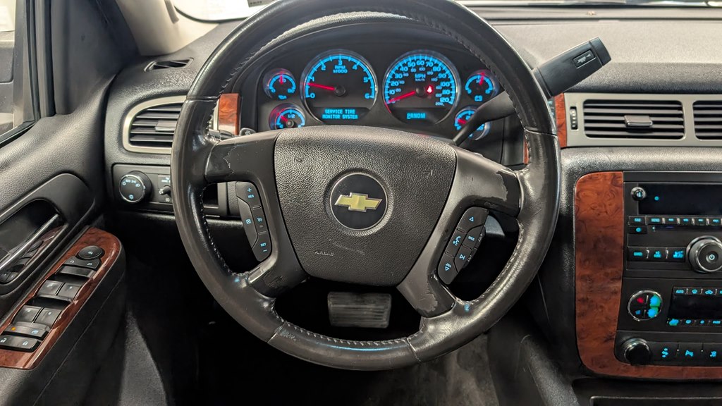 Photo 11 of this CHEVROLET SUBURBAN